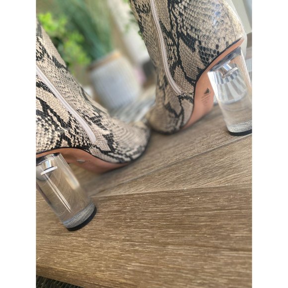 SCHUTZ Pally Snake Print Clear Heel Booties NWOB 8 - Picture 12 of 13